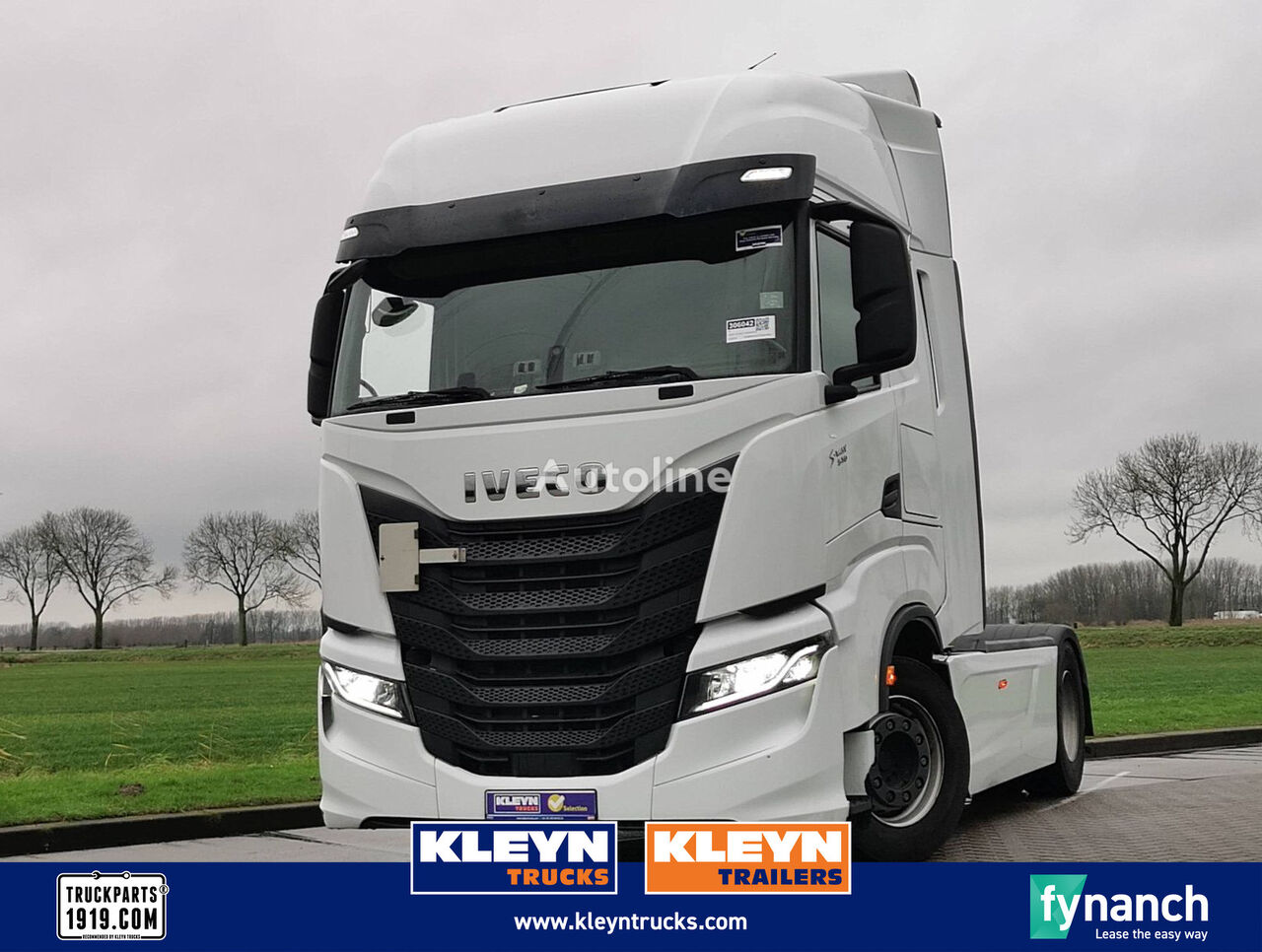 IVECO S-WAY AS440S51 intarder 189 tkm truck tractor