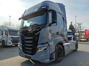 IVECO S-WAY AS440S57T/P cabeza tractora