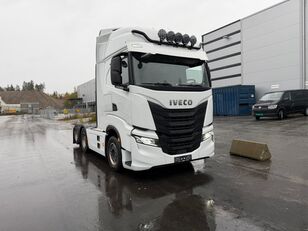 cami&atilde;o tractor IVECO S-Way