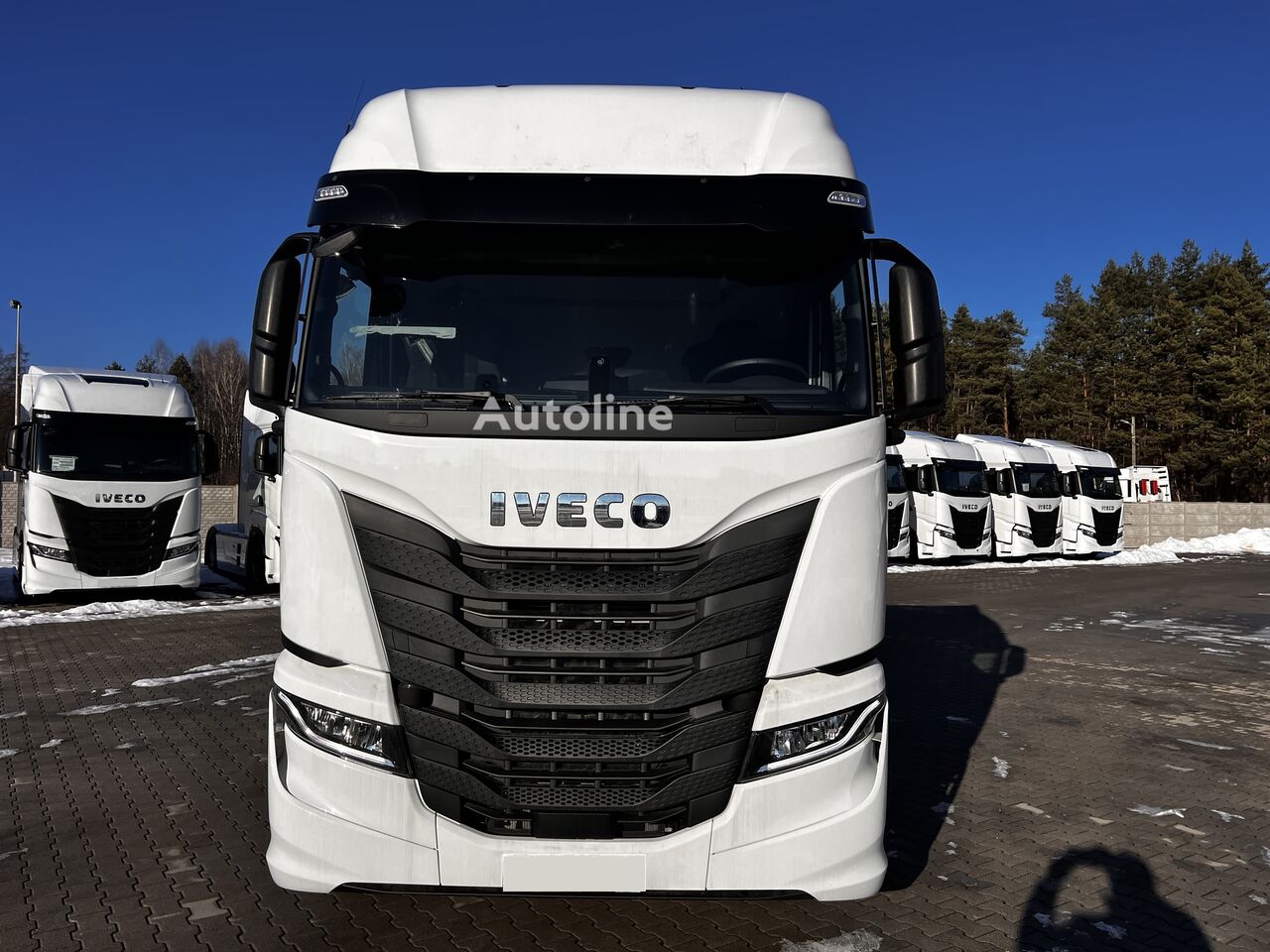 Nowy ciągnik siodłowy IVECO S-Way 490 - Autoline