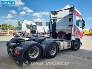 IVECO S-Way 570 6X2 Retarder ACC Standklima Navi Liftachse Euro 6 truck tractor for sale image 15 IVECO S-Way 570 6X2 Retarder ACC Standklima Navi Liftachse Euro 6 truck tractor image 15