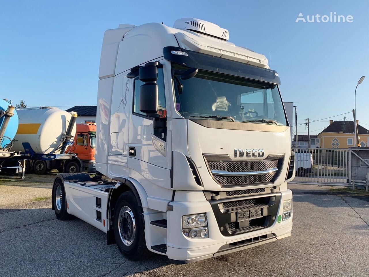 IVECO  Stralis  truck tractor