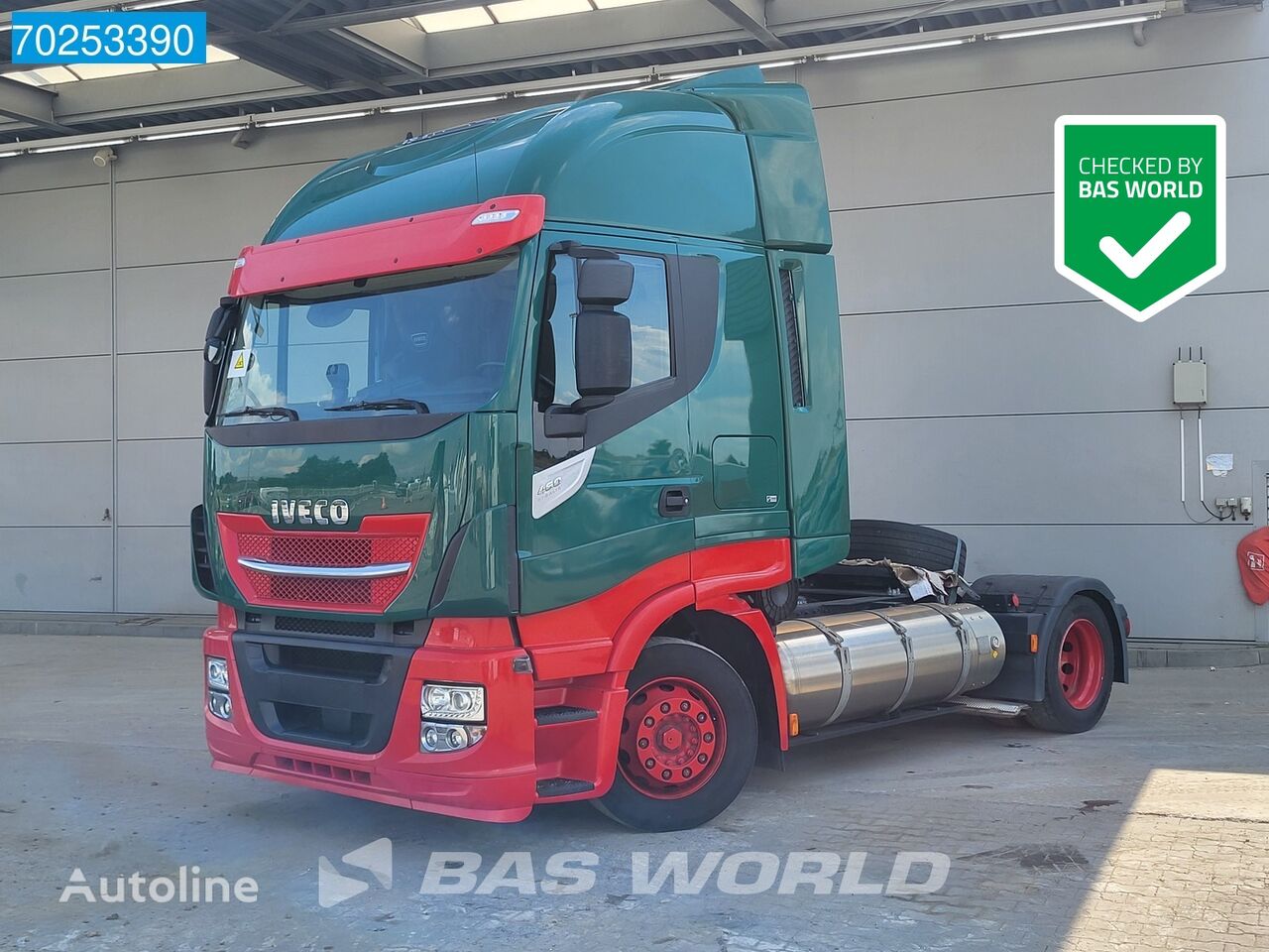 السيارات القاطرة IVECO Stralis 460 4X2 Mega LNG 2xTanks Retarder ACC Standklima