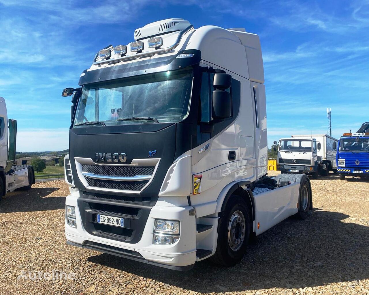 tracteur routier IVECO Stralis 480 XP endommagé