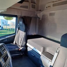 tracteur routier IVECO X-Way 570 60t 6x4  Transport Exceptionnel