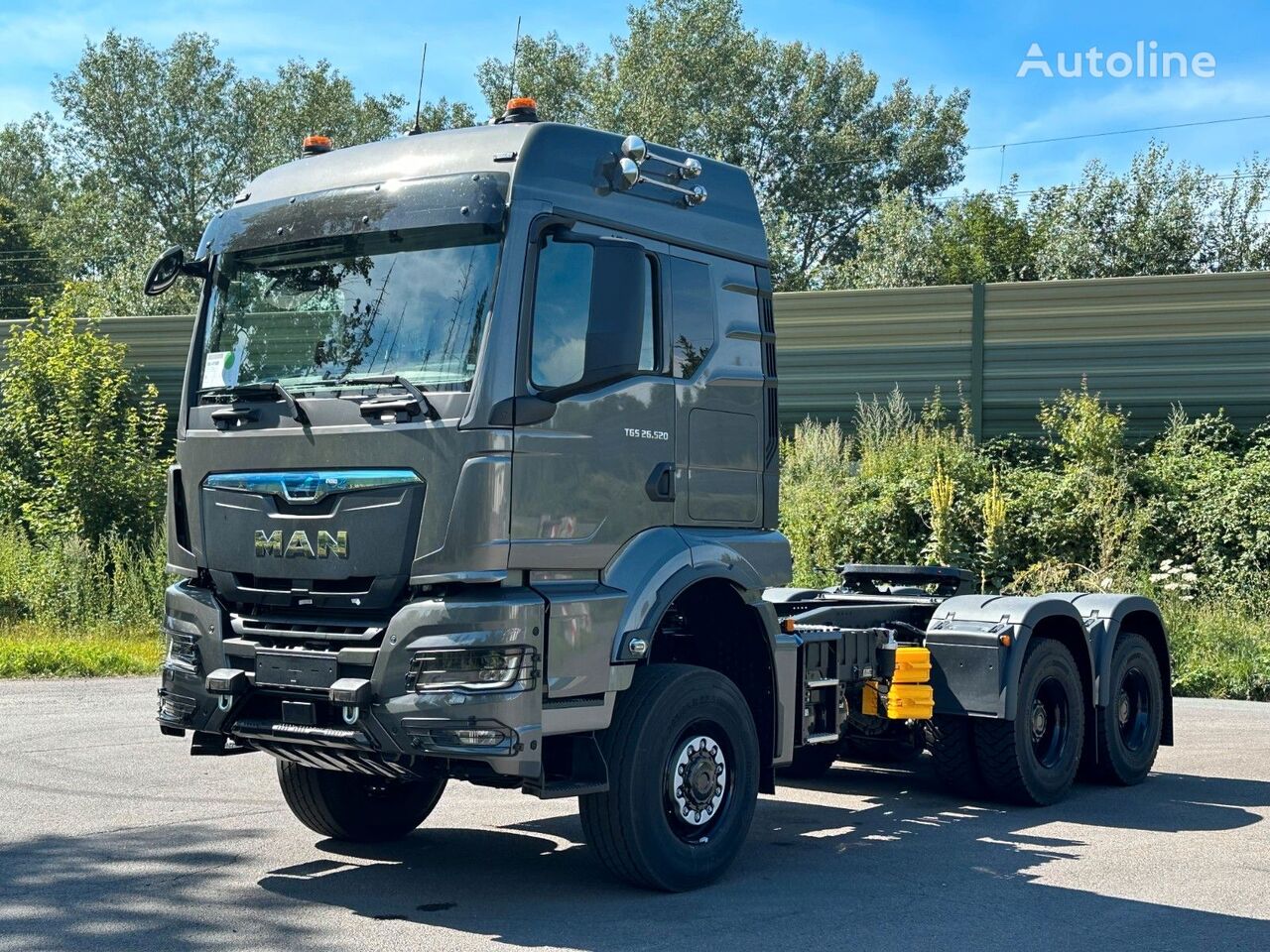 new MAN TGS 26.520  truck tractor