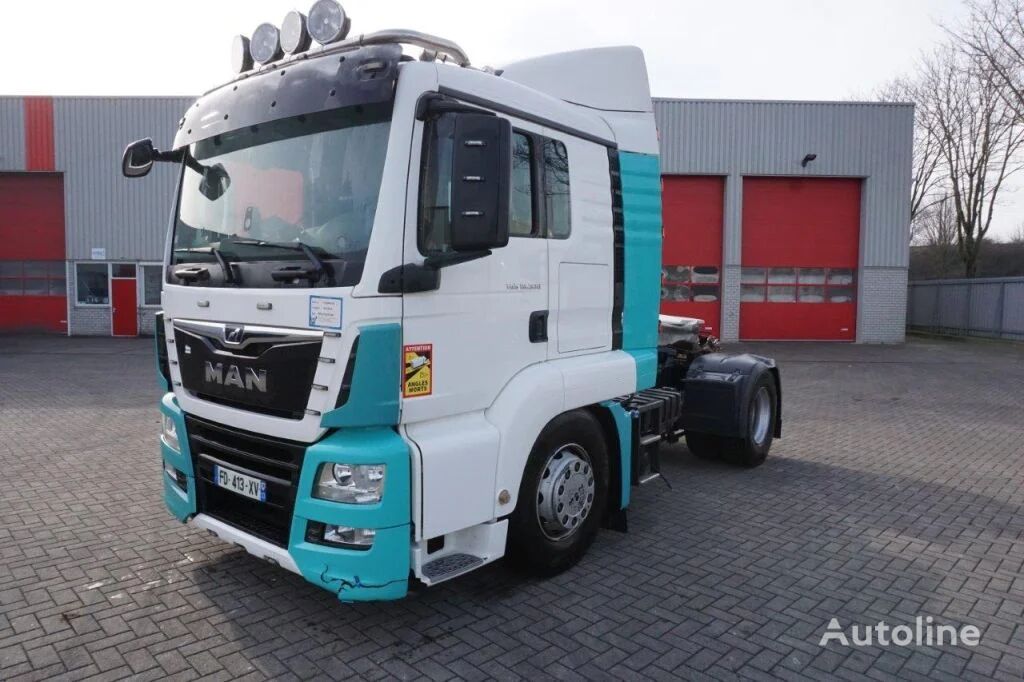 тягач MAN TGS18.500 / AUTOMATIC / RETARDER / LOW ROOF / FULL AIR / NO DOCU після аварії