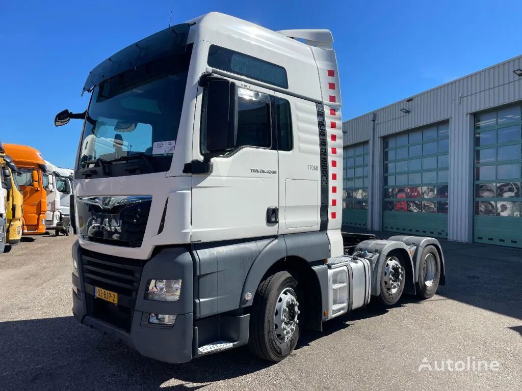 MAN TGX 18.420 26 420 6X2 Steering + lifting ,548.364 km!!,NL Truck truck tractor