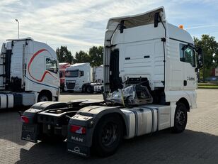 tracteur routier MAN TGX 18.420 *Damage* Engine = Running* 2 Tank Euro 6 *NL-Truck* endommag&eacute;
