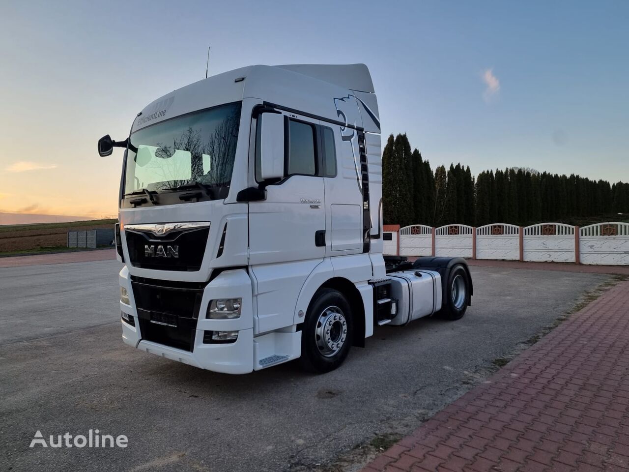 тягач MAN TGX 18.440