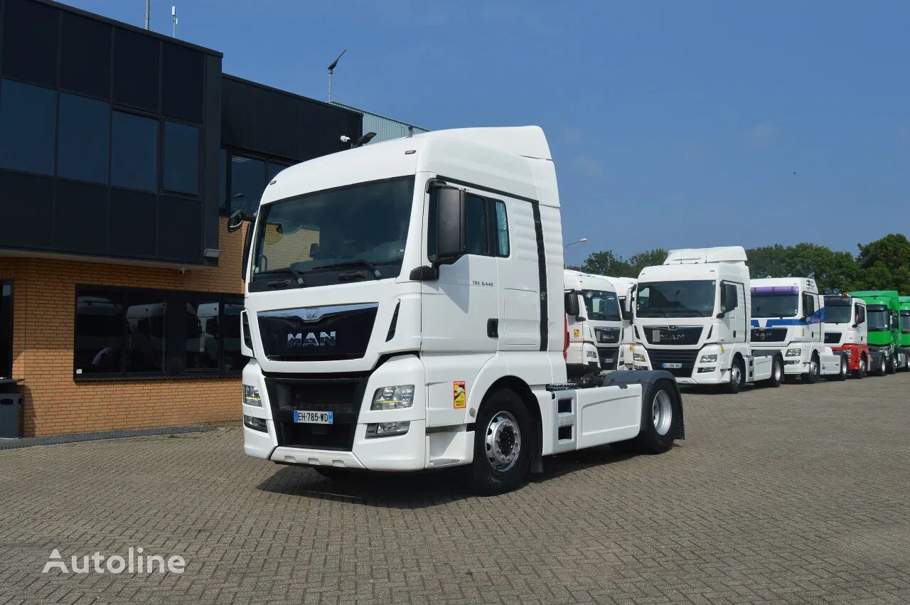 тягач MAN TGX 18.440 * RETARDER * EURO6 * 4X2 * 2 TANK *