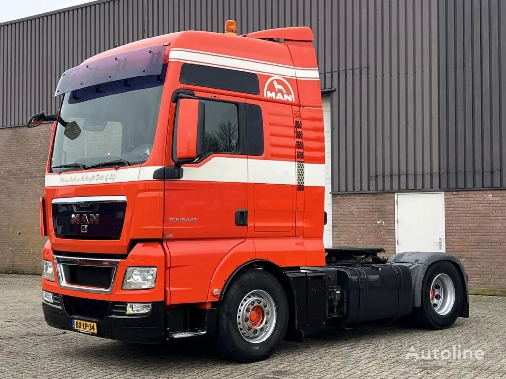 MAN TGX 18.440 / XXL / Euro5 / 2 x Tank / Clima / NL Truck truck tractor