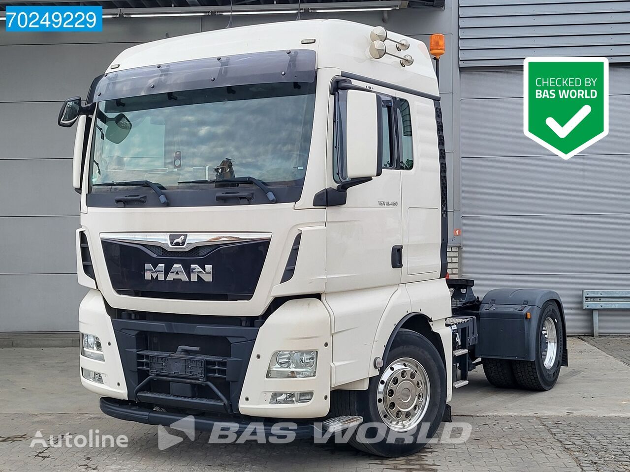 MAN TGX 18.460 4X2 ACC Retarder Navi XLX truck tractor