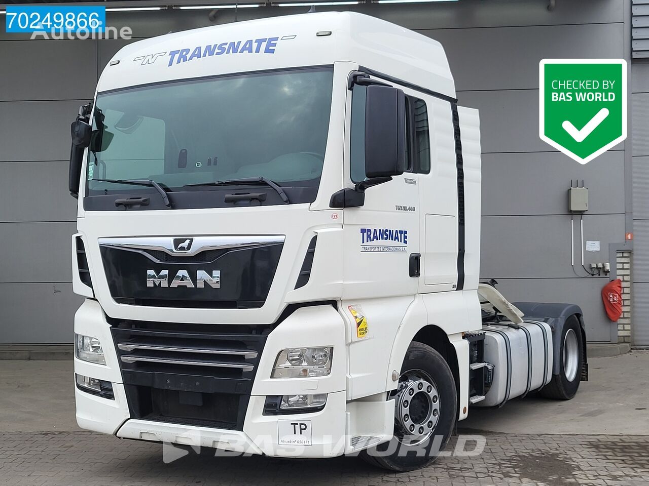 MAN TGX 18.460 4X2 Retarder XLX 2x Tanks ACC Navi truck tractor