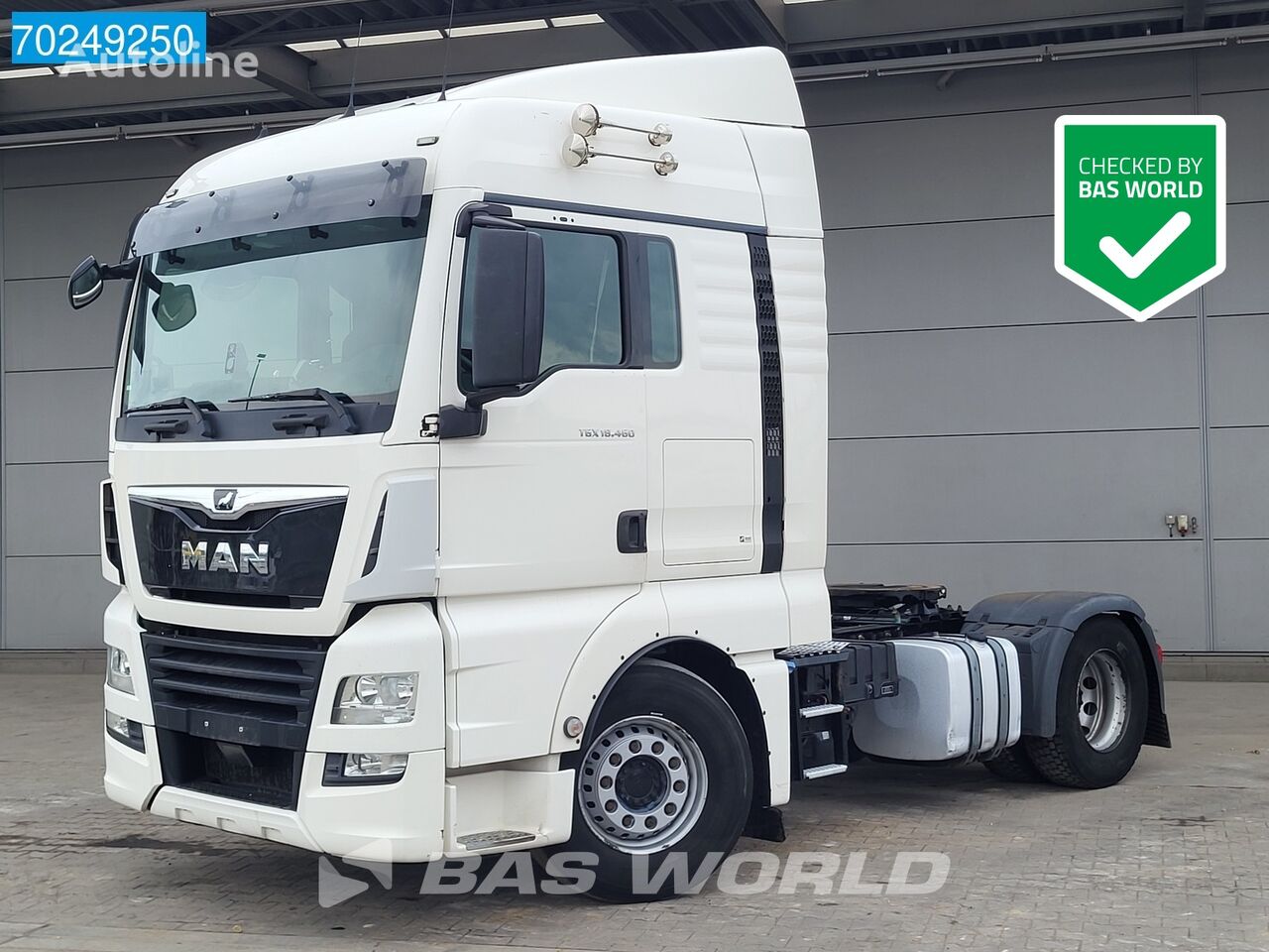 đầu kéo MAN TGX 18.460 4X2 Retarder XLX 2x Tanks Navi ACC