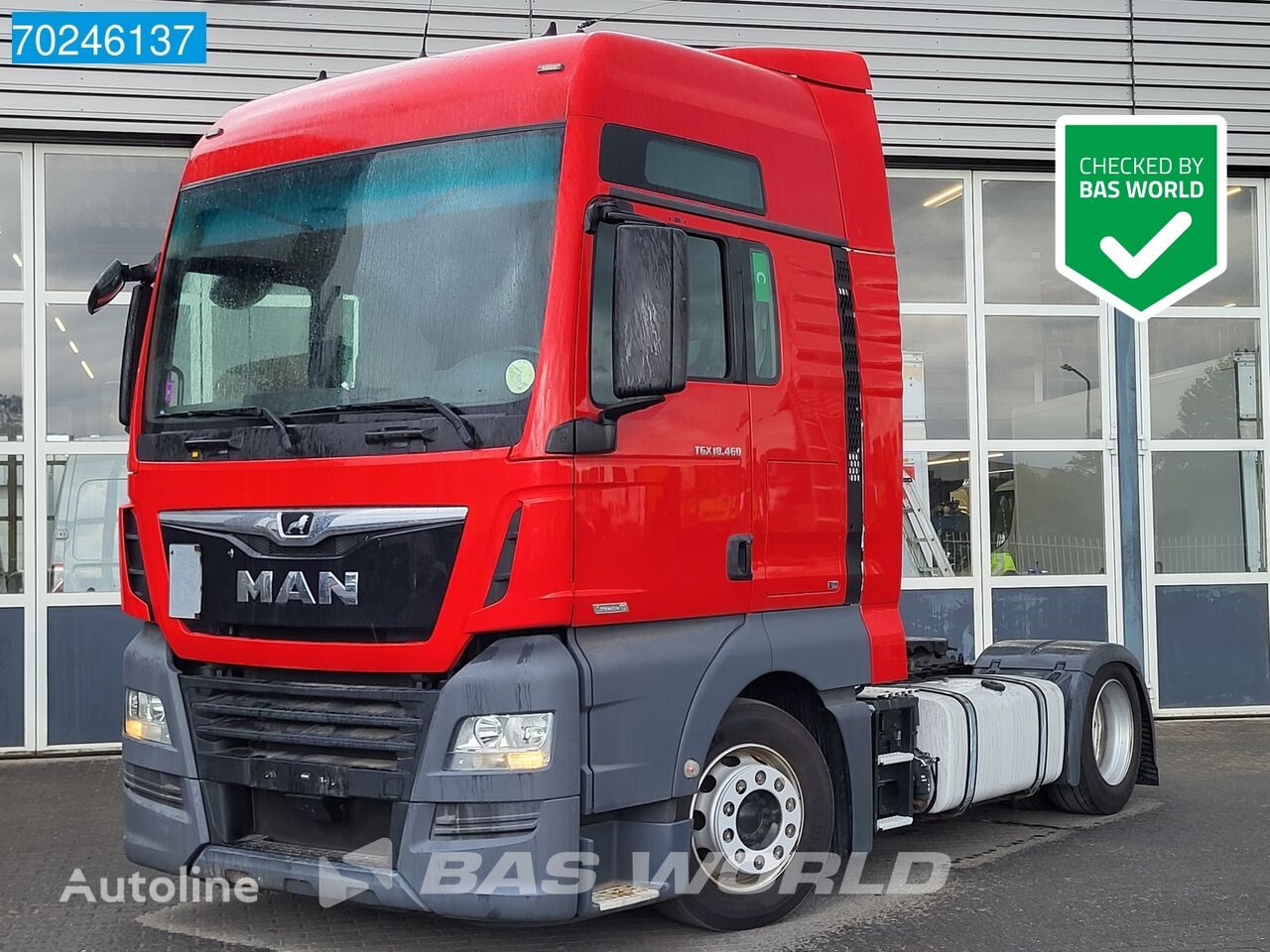 MAN TGX 18.460 4X2 Retarder XXL 2x Tanks Mega ACC truck tractor