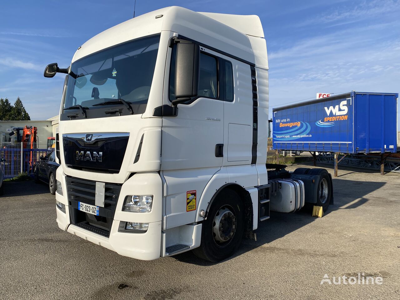 damaged MAN TGX 18.500 truck tractor