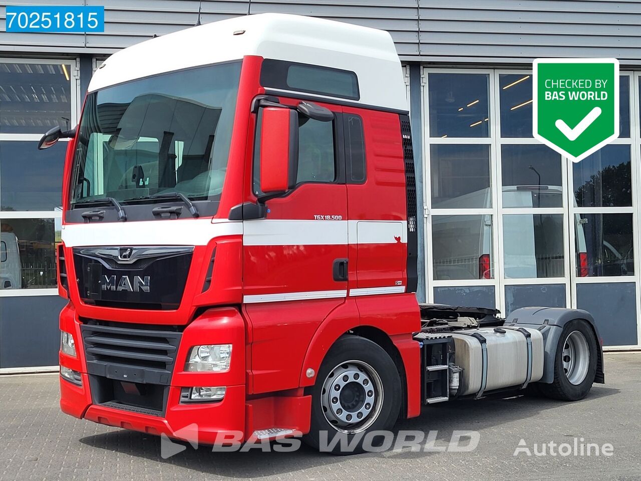 MAN TGX 18.500 4X2 Retarder XXL Mega 2x Tanks Standklima vilcējs