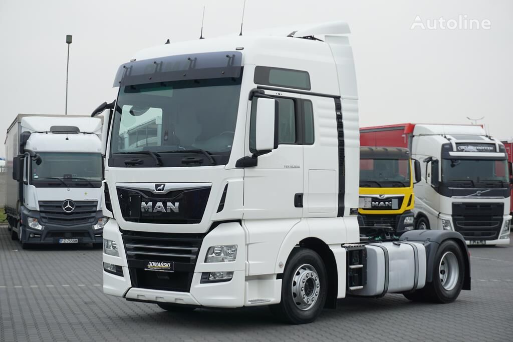 MAN TGX / 18.500 / EURO 6 / XXL / ACC / RETARDER vetopöytäauto