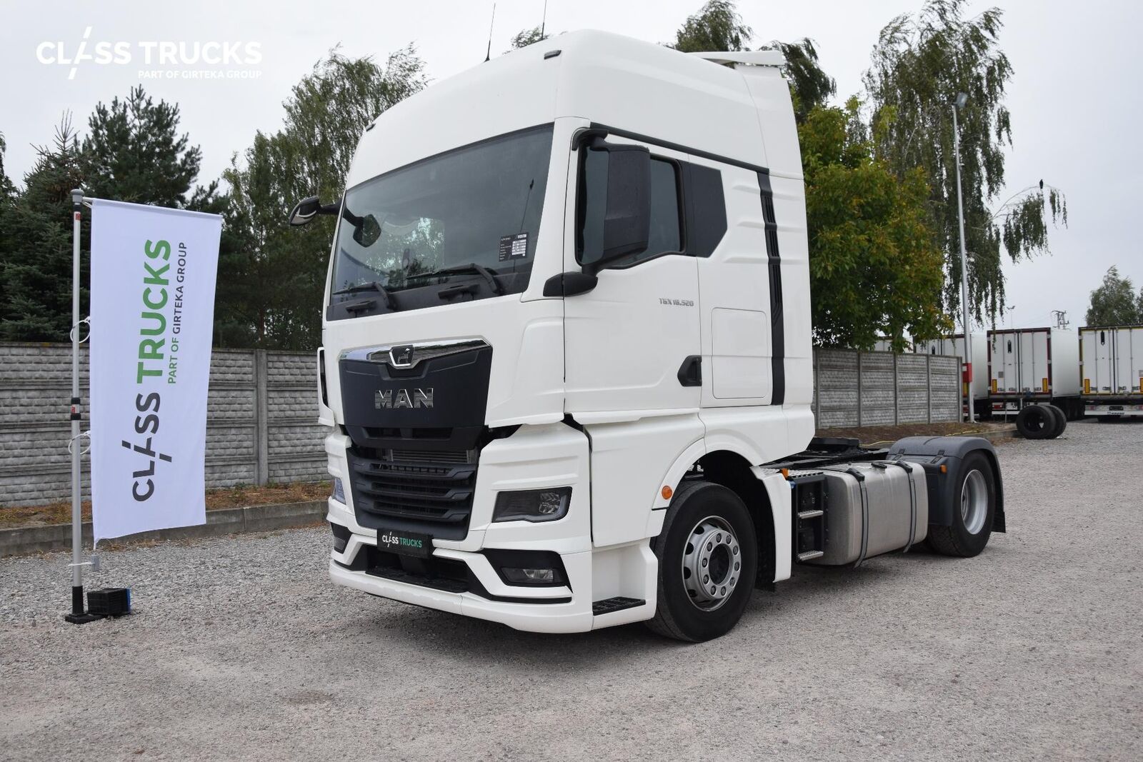 тягач MAN TGX 18.520