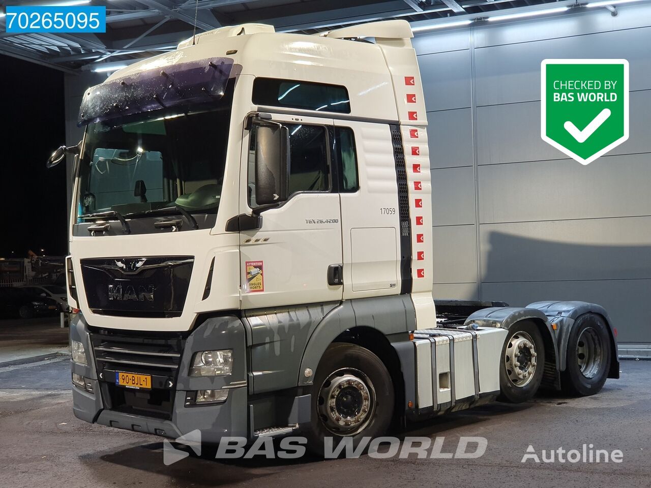 ťahač MAN TGX 26.420 6X2 NL-Truck XXL Lift+Lenkachse Standklima