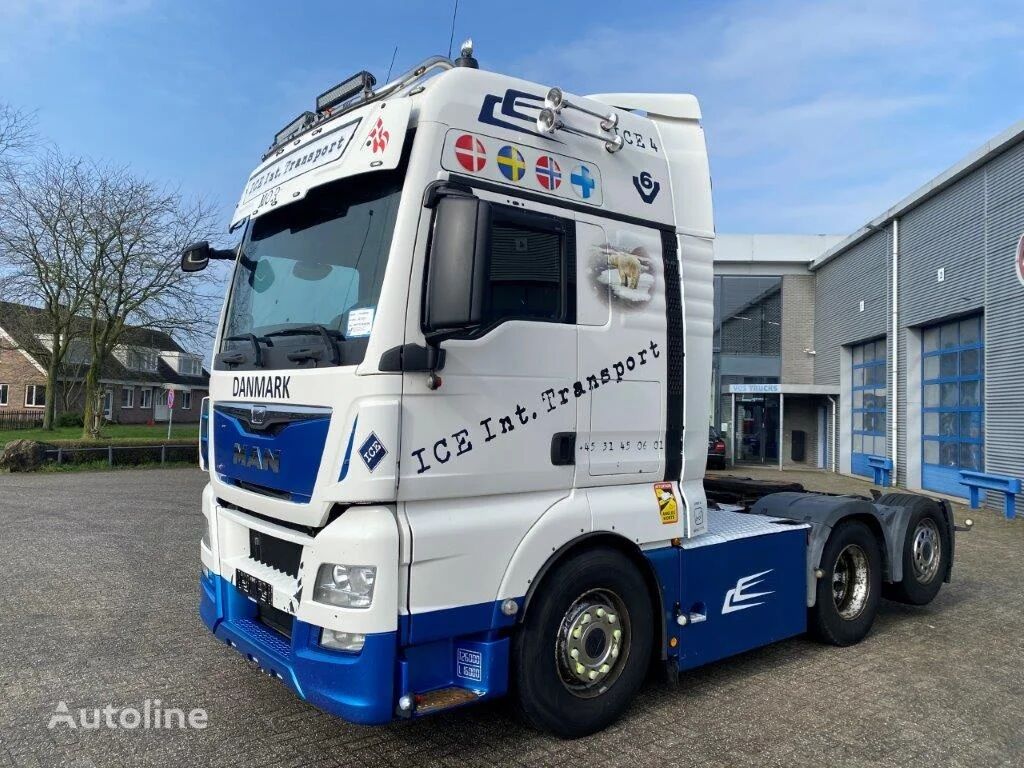 MAN TGX 26.480 / DOUBLE TANK / FULL-AIR / LIFT AXLE / PARKCOOL / NAV truck tractor