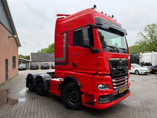 cami&atilde;o tractor MAN TGX 26.510 6X2X XL Gestuurde voorloopas Lion edition individual