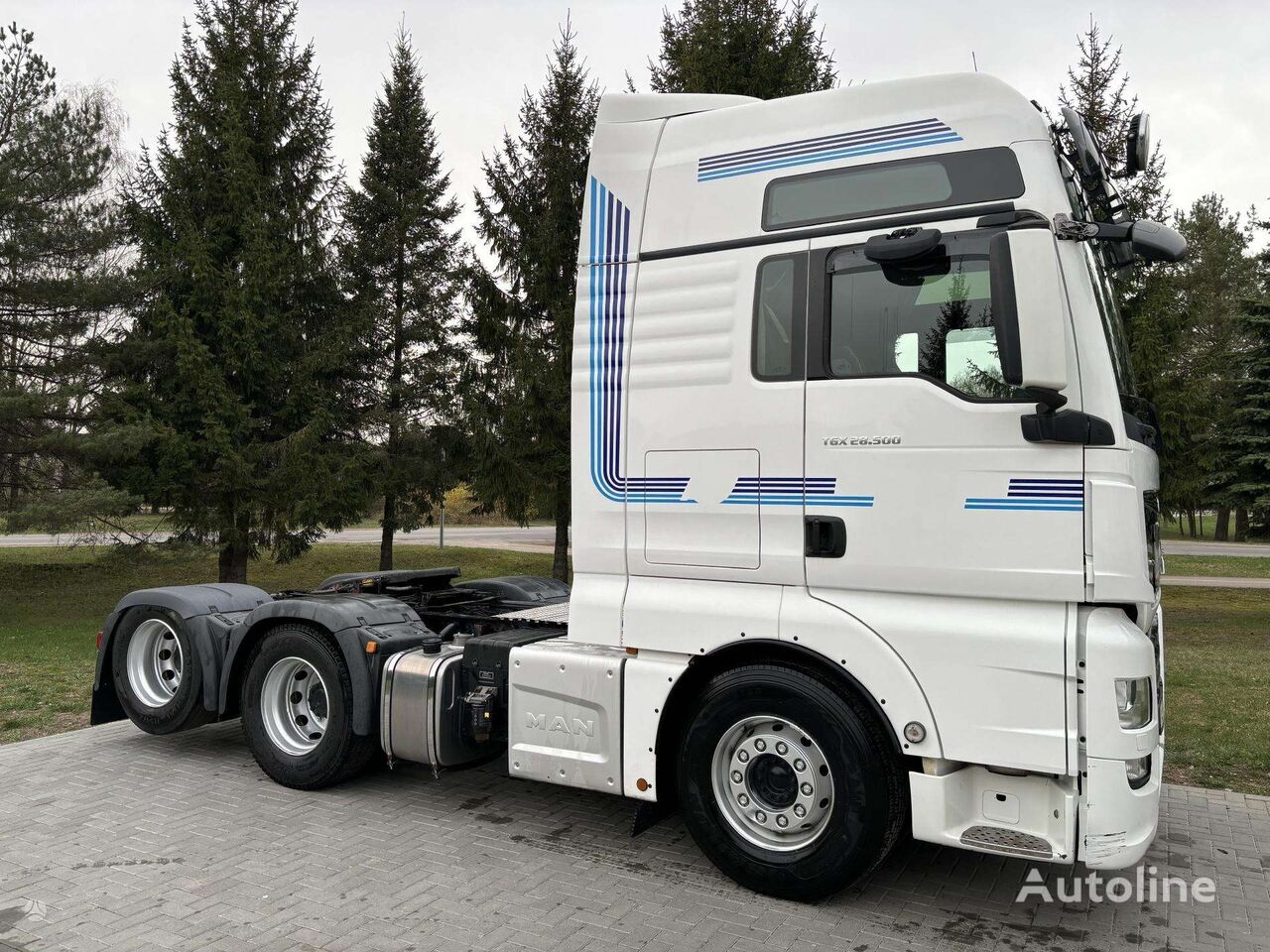 MAN TGX 28.500 tractora