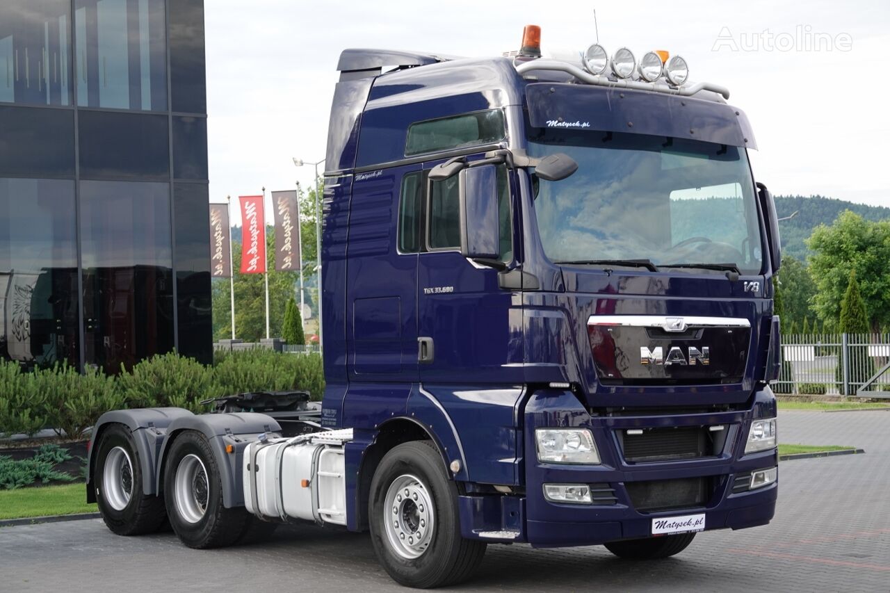 MAN TGX 33. 680  trækker