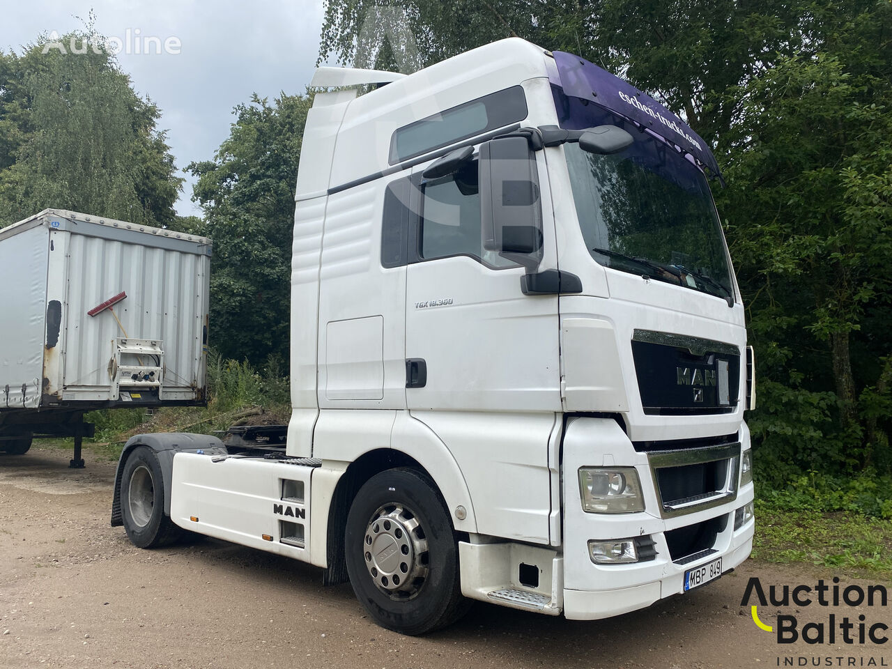 MAN TGX18.360 truck tractor