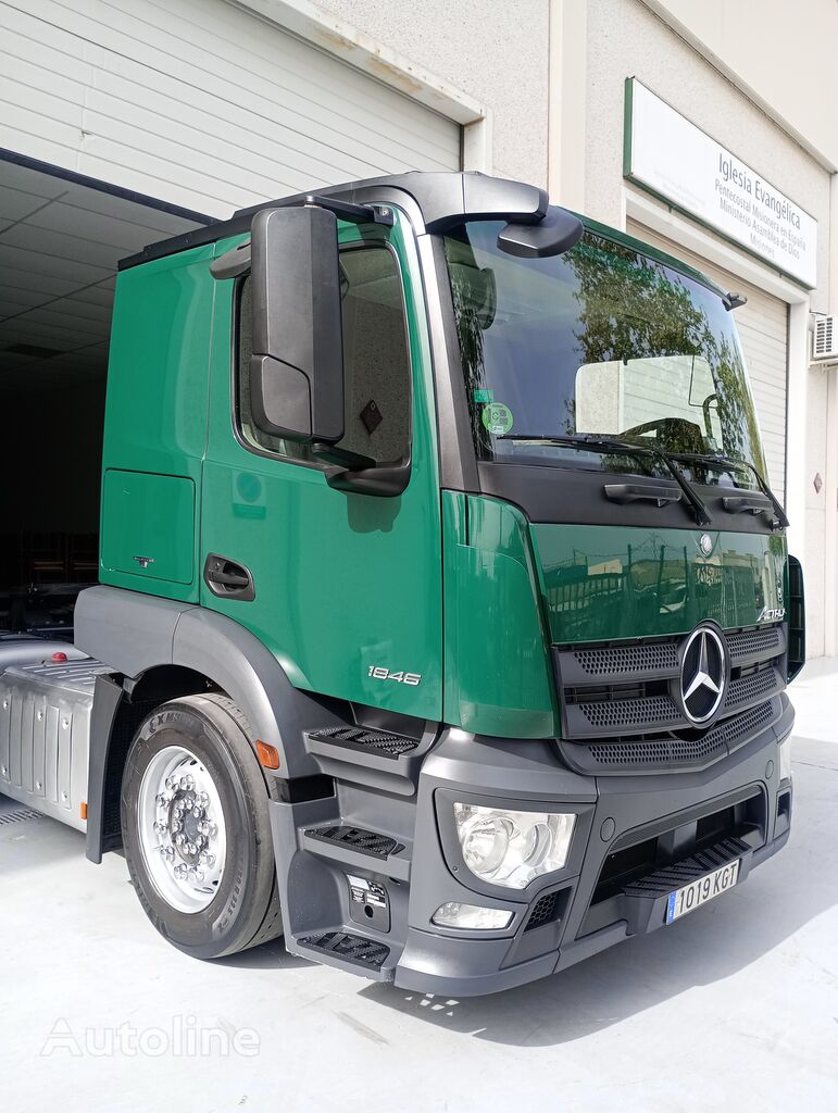 Mercedes-Benz truck tractor