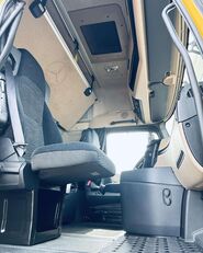 بيع السيارات القاطرة Mercedes-Benz 1842 Mega Giga Space Actros - صورة 8 | Autoline DZ السيارات القاطرة Mercedes-Benz 1842 Mega Giga Space Actros | صورة 8 - Autoline