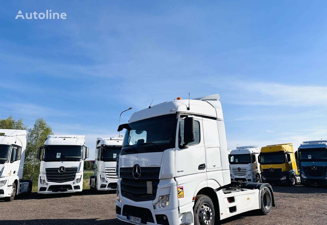 Mercedes-Benz 1845 Big Space Naujos Padangos truck tractor