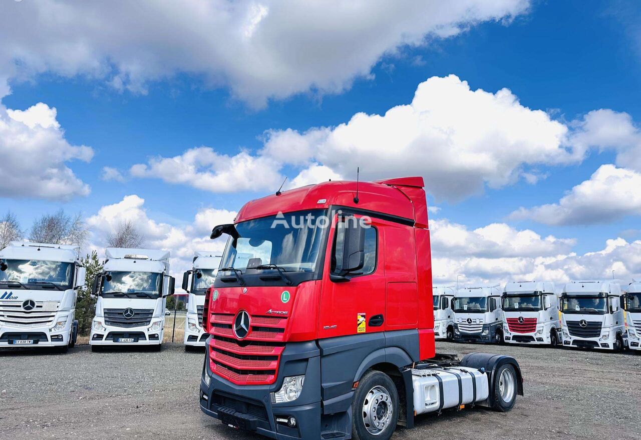 Mercedes-Benz 1845 Mega Big Space Actros truck tractor