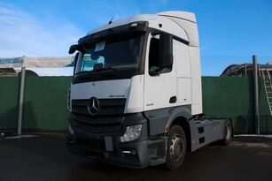 Mercedes-Benz 1848 Sattelzugmaschine