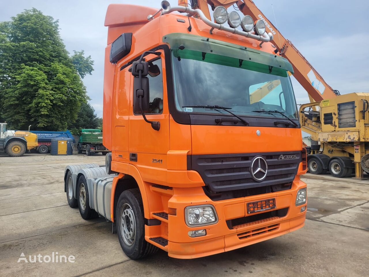 Mercedes-Benz 2541 truck tractor