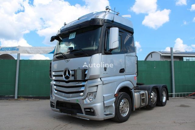 tracteur routier Mercedes-Benz 2751