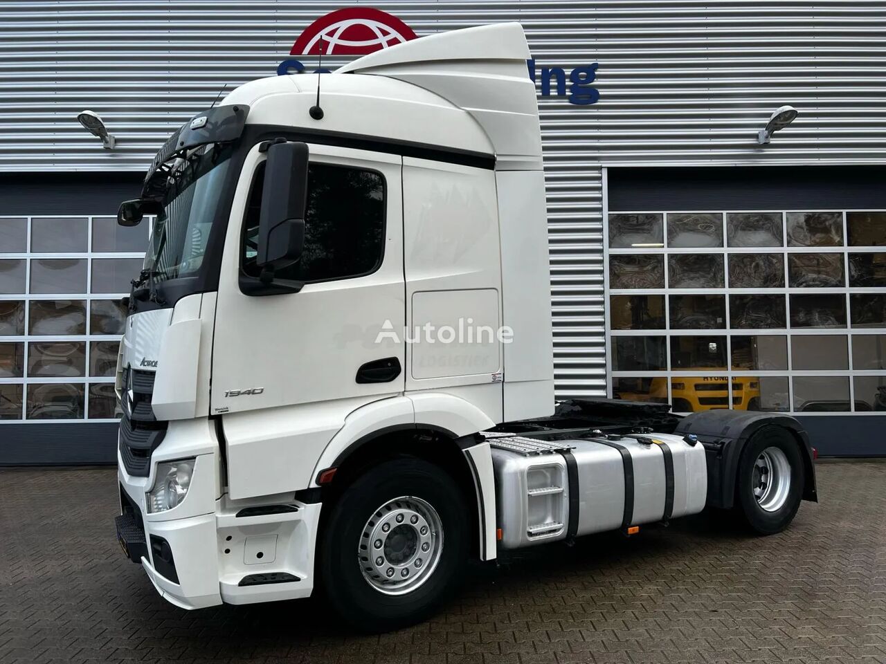 đầu kéo Mercedes-Benz ACTROS 1840 LS