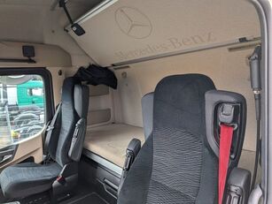 Tracteur routier Mercedes-Benz ACTROS 1843 à vendre - Image 17 | Autoline CA Tracteur routier Mercedes-Benz ACTROS 1843 | Image 17 - Autoline