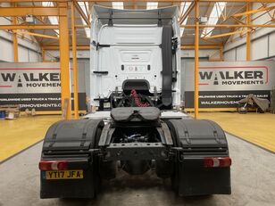 Mercedes-Benz ACTROS 1843 STREAMSPACE *EURO 6* 4X2 TRACTOR UNIT – 2017 – YT17 Sattelzugmaschine kaufen - Bild 7 | Autoline DE Mercedes-Benz ACTROS 1843 STREAMSPACE *EURO 6* 4X2 TRACTOR UNIT – 2017 – YT17 Sattelzugmaschine | Bild 7 - Autoline