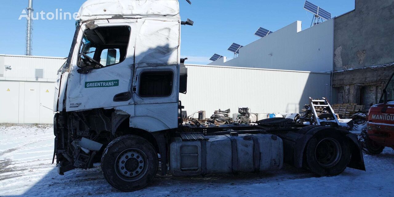 السيارات القاطرة Mercedes-Benz ACTROS 1845