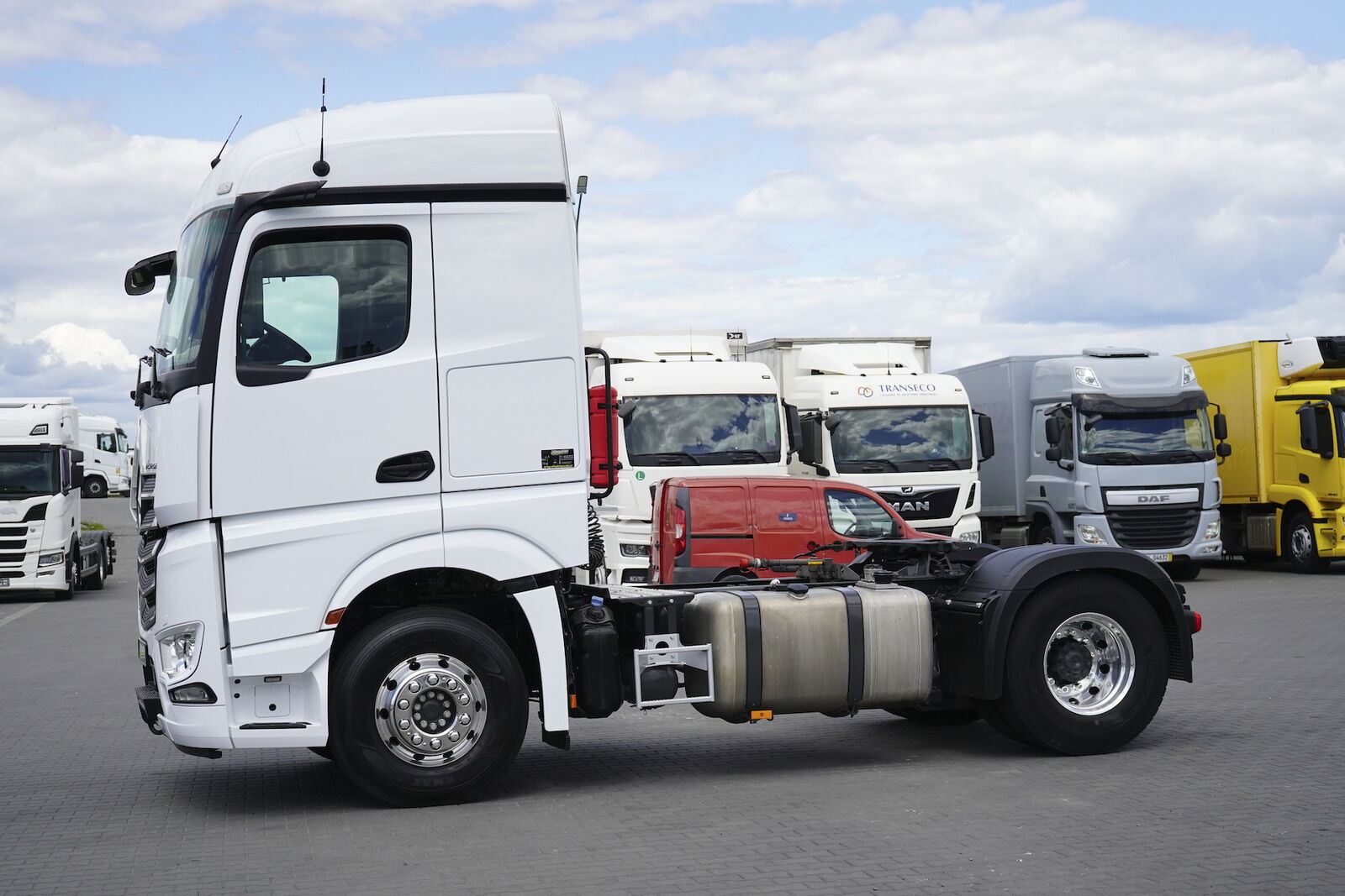 Mercedes-Benz ACTROS / 1846 / ACC / E 6 / MP 5 / HYDRAULIKA / STREAM SPACE