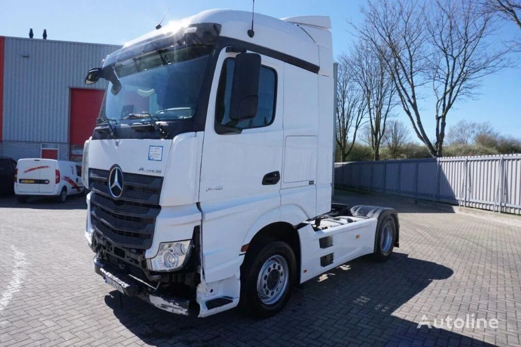 tracteur routier Mercedes-Benz ACTROS 1846 AUTOMATIC / RUNNING / EURO-6 / 2019 endommagé