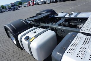 Prodaja Mercedes-Benz ACTROS / 1851 / EURO 6 / ACC / MEGA / LOW DECK / BIG SPACE tegljača - Slika 36 | Autoline RS Mercedes-Benz ACTROS / 1851 / EURO 6 / ACC / MEGA / LOW DECK / BIG SPACE tegljač | Slika 36 - Autoline