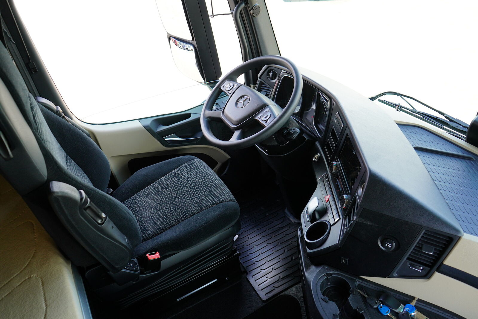 Mercedes-Benz ACTROS / 1851 / EURO 6 / MEGA / LOW DECK / BIG SPACE