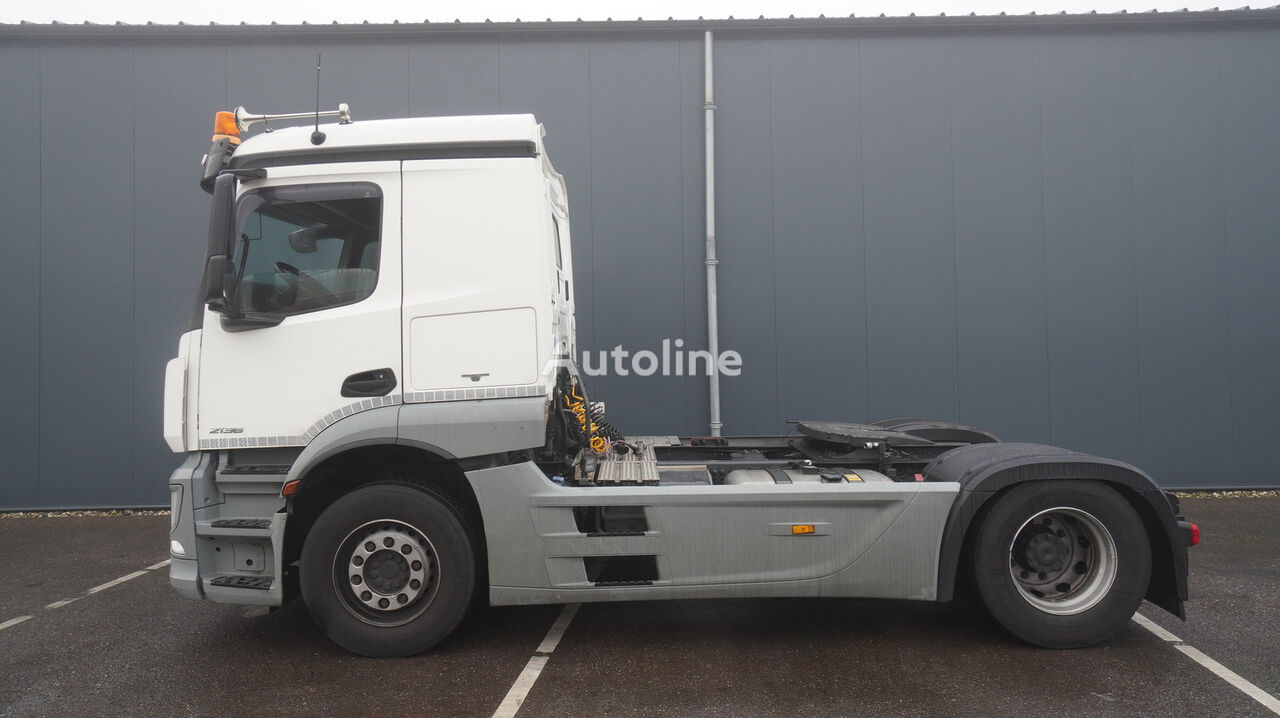 Mercedes-Benz ACTROS 2136 ADR 660.000KM dragbil