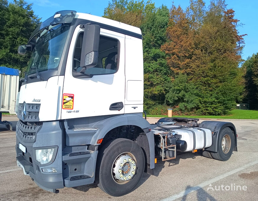 Mercedes-Benz AROCS 1845  truck tractor