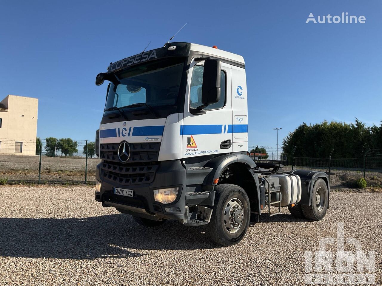 Mercedes-Benz AROCS 2043 AS 4x4 tractora