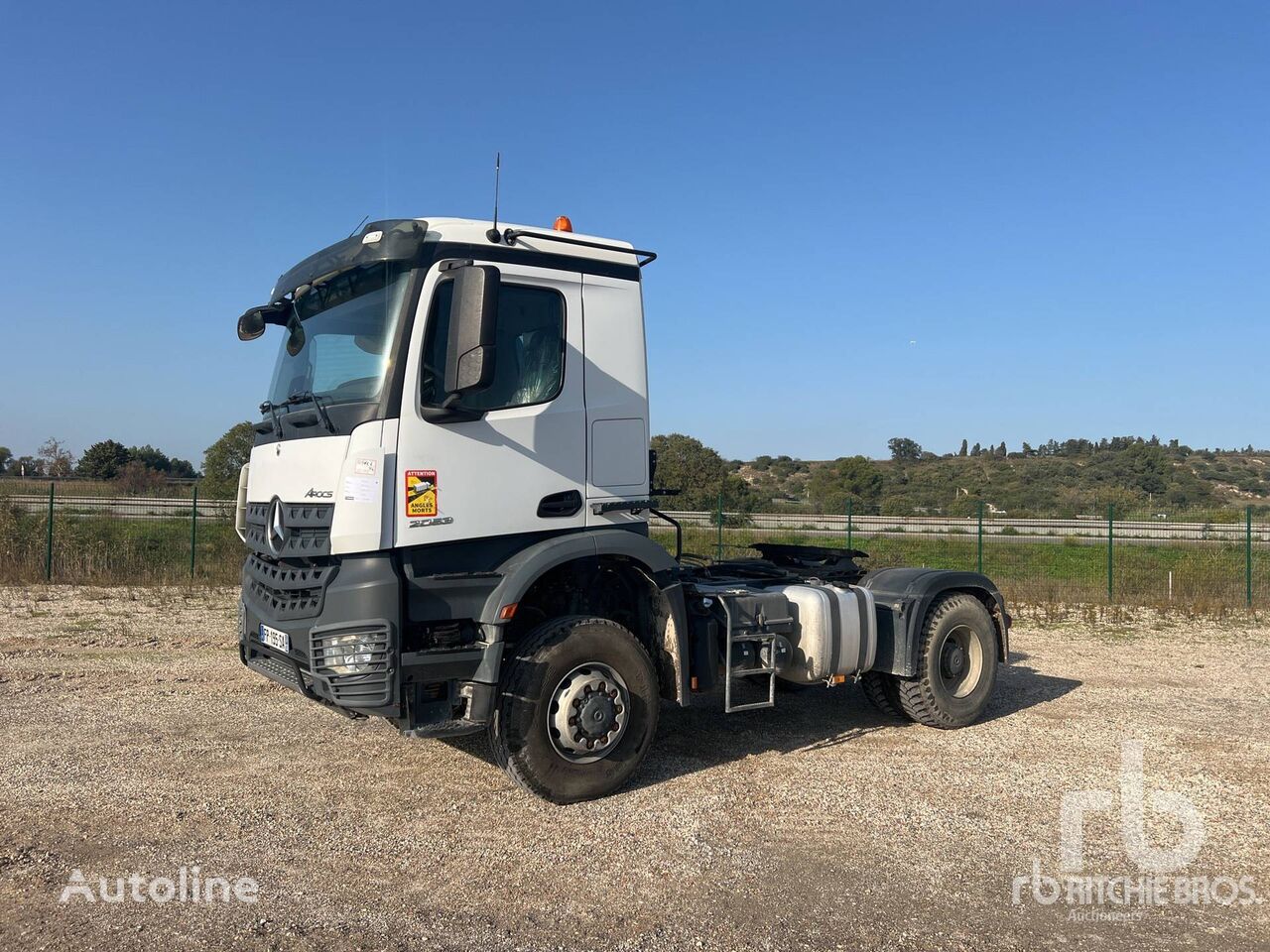 Mercedes-Benz AROCS 2053 4x4 Tracteur Routier Sattelzugmaschine