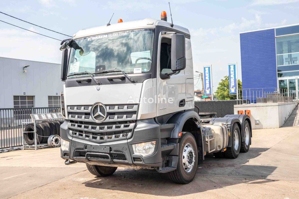 Mercedes-Benz AROCS 2645 BLS-6X4 トラクタートラック